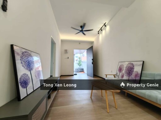 1 Storey @ Ujong Pasir For Sale !! Fully Renovated & Extended !!