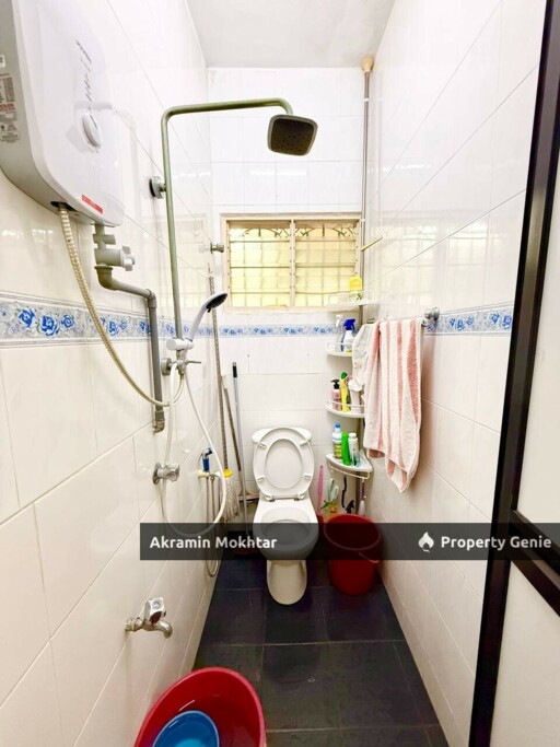 Freehold, End Lot, Renovated & Fully Furnished | Double Storey Taman Universiti Indah, Seri Kembangan