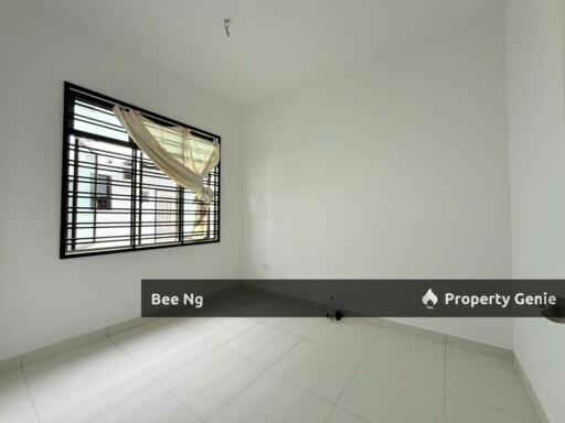 Rini Home 7 / Mutiara Rini / 2 Storey Terrace / Below Market Price