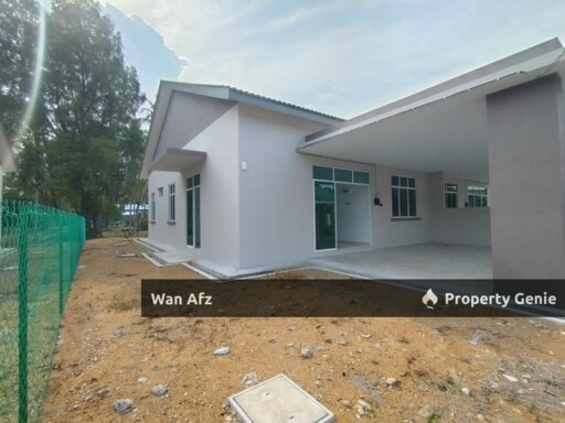 Semi Detached Taman Jambu Makmur ,Peramu Pekan Lot 8