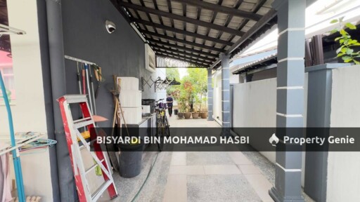 2 Unit Sekali Side By Side 1 Owner Renovated 1.5 Storey Bungalow Taman Senawang Perdana, Senawang.