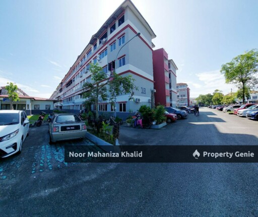Pangsa Impian, Bandar Saujana Putra Jenjarom