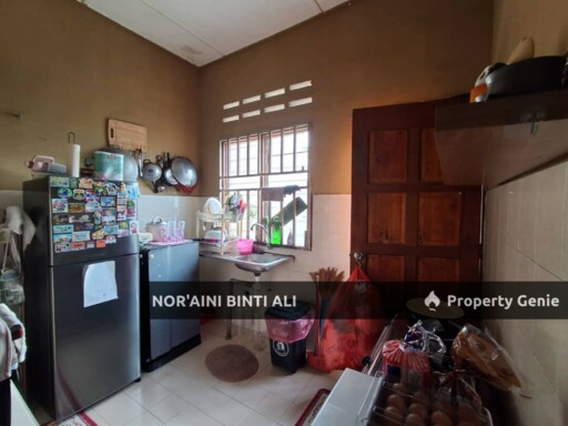 RUMAH TERES CORNER LOT  SETINGKAT TAMAN IDAMAN BAYU CHENGAL LEMPONG  BALOK