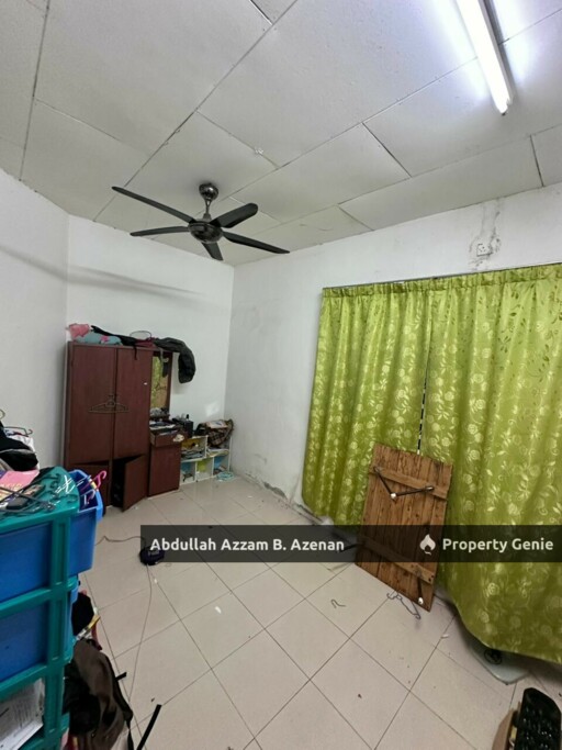 END LOT OPEN FACING TAMAN LAGENDA