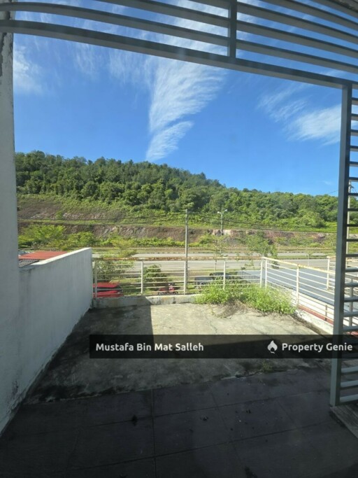 Double Storey Terrace @ Bandar Puteri Jaya, 1399 sqft Freehold