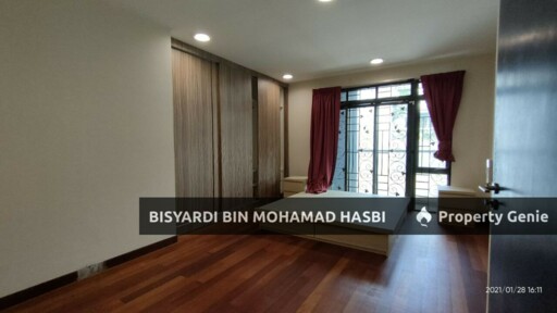 RENOVATED 3 STOREY CORNER LOT SEMI DETACHED, LAKEHILL VILLAS, BANDAR BARU BANGI, BANGI .