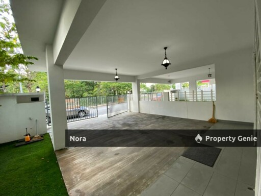 Laman Azalea, Nilai Impian, Partly Furnished for Sale