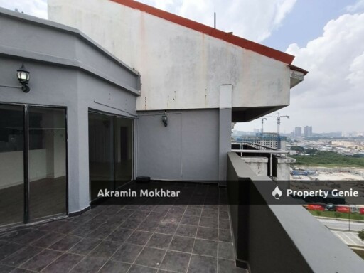 Partially Furnished & 2 Parking | Penthouse @ Vista Millennium Condominium, Puchong Perdana FOR SALE!