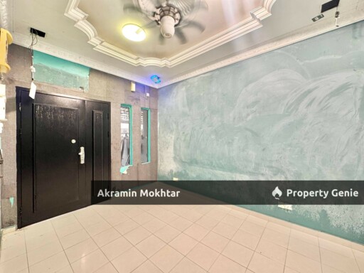 Freehold & Renovated | Single Storey Terrace Taman Sri Orked, Seksyen 30 Shah Alam