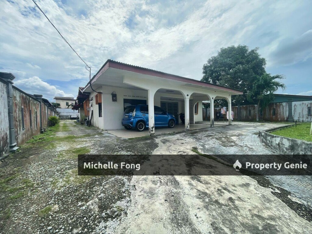 Kampung Melayu Majidee @ Johor Bahru / Single Storey Bungalow