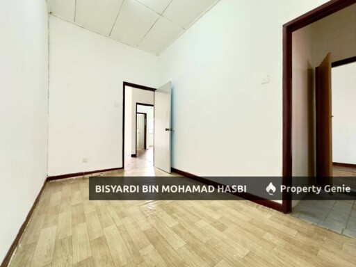 HOT LOCATION‼️ & SPACIOUS UNIT‼️ Double Storey Jalan Turmalin, Seksyen 7 Shah Alam.