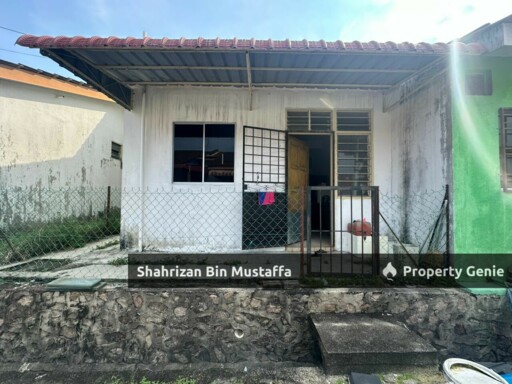 International Lot, Taman Sri Impian, Kluang