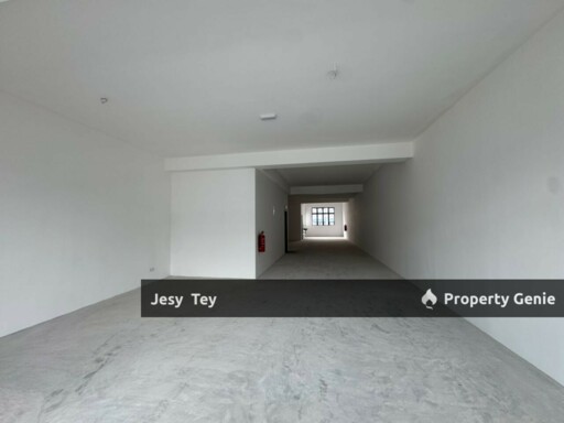 Permas Avenue Shop For Rent (1St Floor)