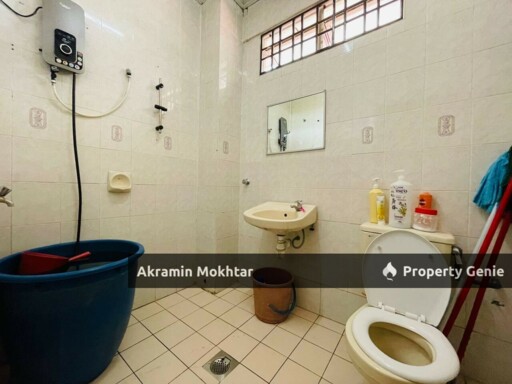 DOUBLE STOREY TERRACE HOUSE SEKSYEN 8 KOTA DAMANSARA JALAN PEKAKA
