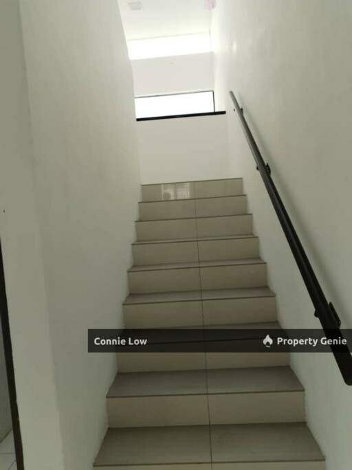 Guarded 2.5 Storey One Pertama Silibin Strategy Location