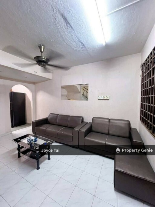 Impian Emas Double Storey Fully Furnished House For Rent