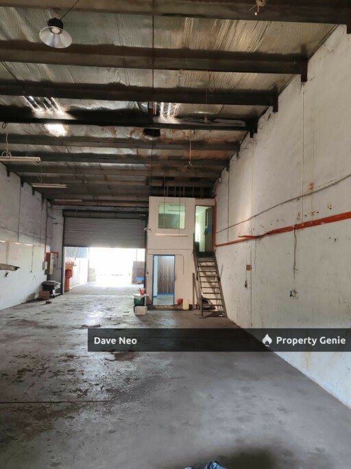 Taman Maunt Austin • 1.5-Storey Factory with Office