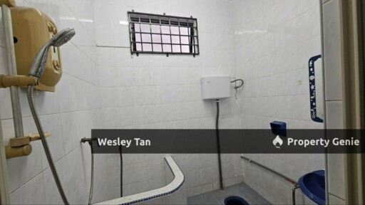 Below Value Cheng Baru 2 Storey Freehold 22x70 Extended Rooms & Kitchen Partly Furnished