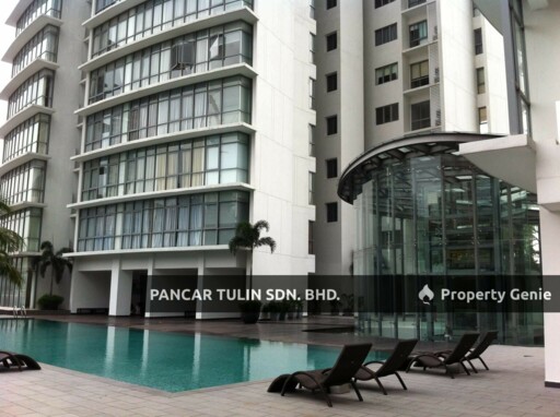 Twins, Damansara Heights