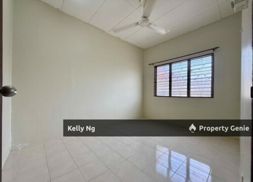 Double Sty House At Pandamaran Klang For Rent