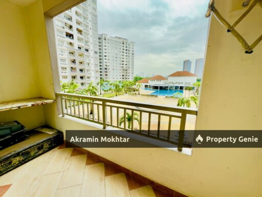 Corner Unit, Renovated & 2 Covered Parking | Sunway Suriamas Condominium, Bandar Sunway Selangor