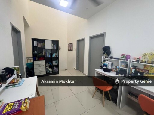 Freehold, Renovated & Partially Furnished | Double Storey Corner Taman Salak Perdana Salak Tinggi Sepang