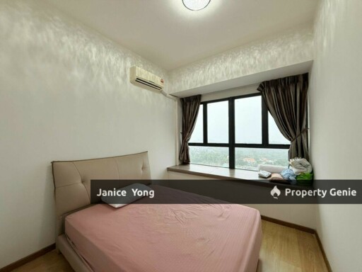 Bay Point @ Country Garden Danga Bay