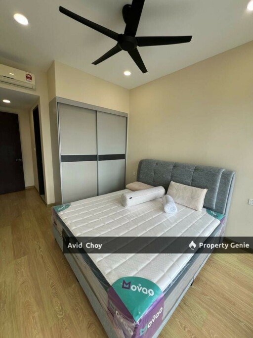 Central Park, 2 Bedrooms (Fully Furnished and Fully Renovated)