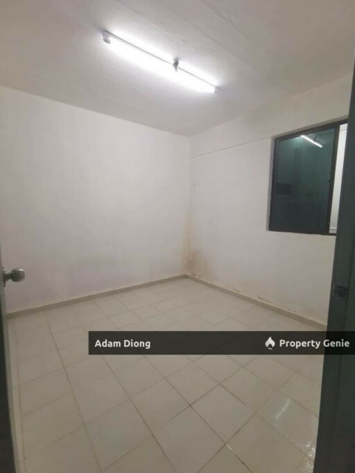 Blok 10 @ TAman Tun Aminah Ground Floor Flat