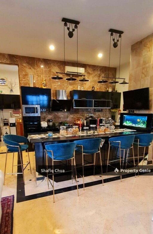 Corner Lot Resort Home Bungalow Living Redefine for Sale in Seremban