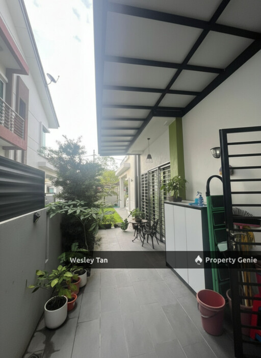 HOT SALE: One Krubong 2 Storey Endlot Fully Reno Freehold Furnished Fitted 32x70