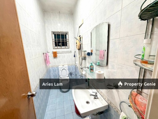 1.5 Storey House @ Taman Gaya / Ulu Tiram /Near Desa Tebrau