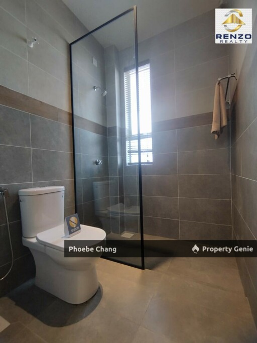 Gated & Guarded Double Storey Terrace House in Klebang/Meru Open For Sale
