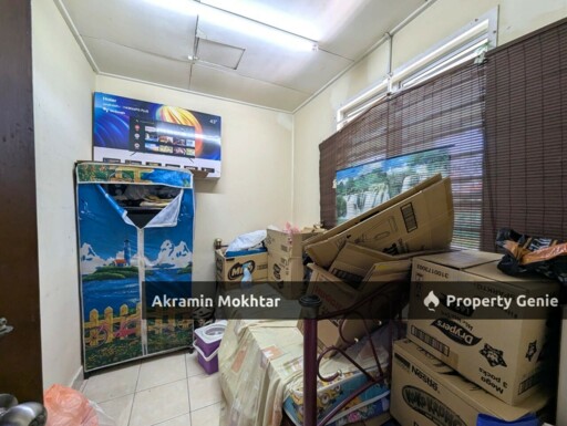 Freehold, 22x75 Facing Open & Renovated | Teres 2 Tingkat Putra Bistari @ Putra Heights