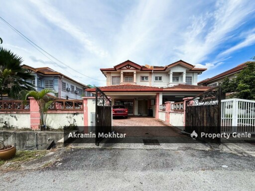Double Storey Semi D Fully Extended Taman Pinggiran Putra, Seri Kembangan