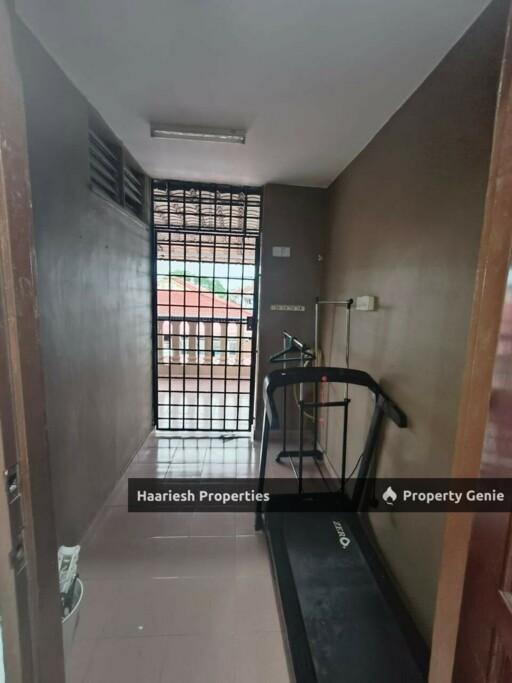 Double Storey End Lot Taman Puteri Wangsa Ulu Tiram Johor