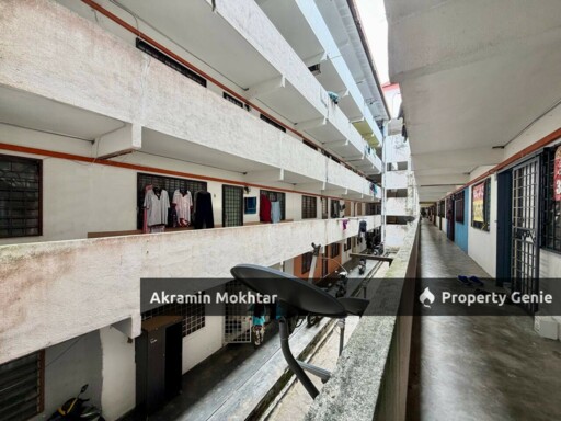 Freehold & 1st Floor | Flat Baiduri Bandar Tasik Kesuma, Semenyih