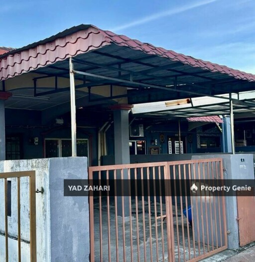 Jalan Kebun, Seksyen 30 Shah Alam | Single Storey Terrace 3 Bedrooms | RM399K - Partial Furnished, Freehold & Below Market