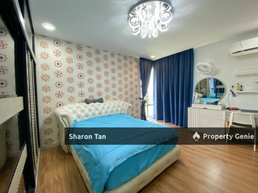 Luxury Marina Residence 3 Bedroom Apartment, Bayu Puteri 5 min to Ciq