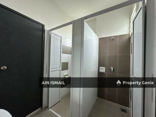 [HOT AREA] SEMI-D 2TINGKAT LAKESIDE P4 KOTASAS, KUANTAN