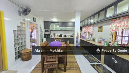 FREEHOLD, CORNER LOT & FULLY RENOVATED | BUNGALOW DOUBLE STOREY TAMAN PAROI JAYA SEREMBAN