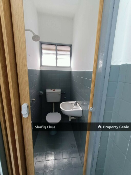 Level 3 Shop Apartment For Rent in Taman Kosas, Ampang