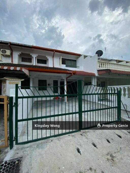 Bercham Taman Mewah Double Storey Terrace House Near Aeon Kinta Ipoh Garden East