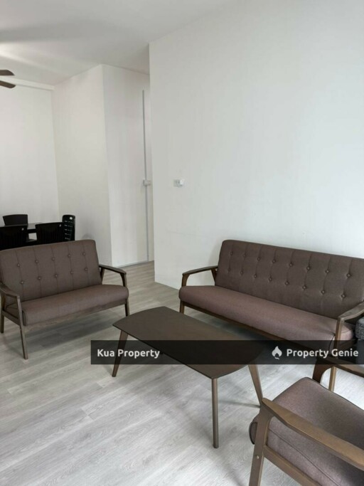 P'residence Condominium For Rent! Located at Batu Kawa