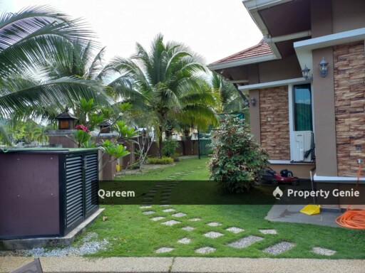 Single Storey Bungalow Exclusive with Private Pool Batang Kali. Hulu Selangor