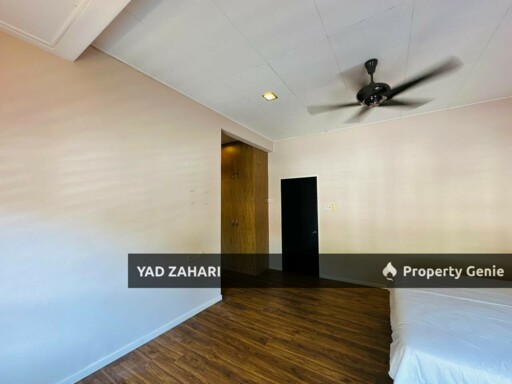 Sunway Kayangan, Shah Alam | 2-Storey Terrace 4 Bedrooms | RM730K - Extended Kitchen, Gated Guarded and Move In Condition