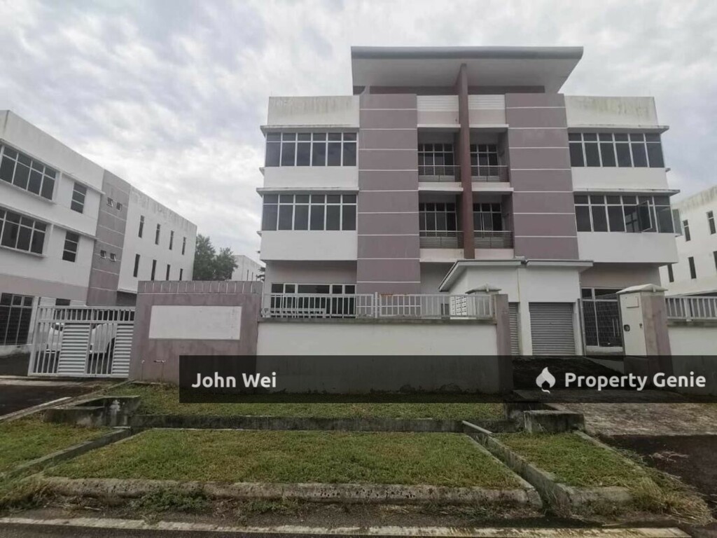 I-Parc 3 Storey Semi-Detached Factory For Sale