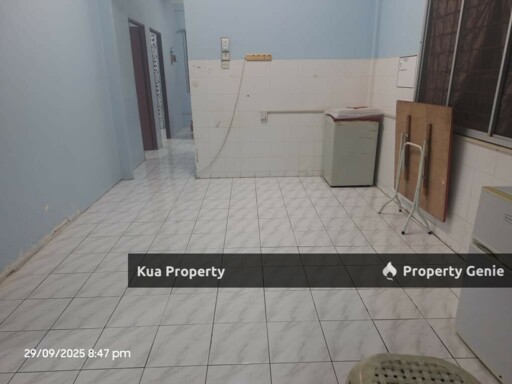 Single Storey Corner Terrace House For Sale! Located at Matang Jaya
