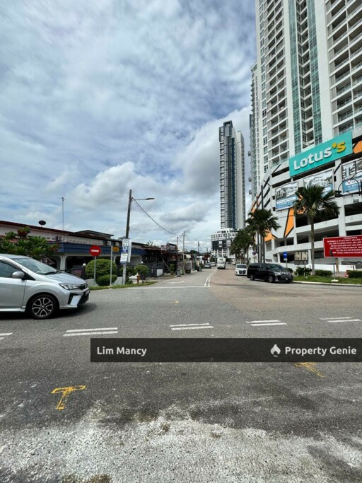 Taman Century Jalan Seladang Opposite Of KSL City Mall Shop House For Rent