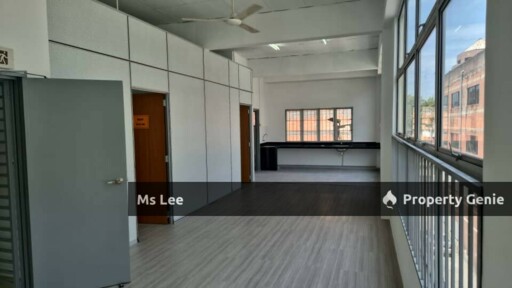 Renovated Corner 2nd Floor Shop Office @ Taman Bayu Perdana, Klang - Ready Unit